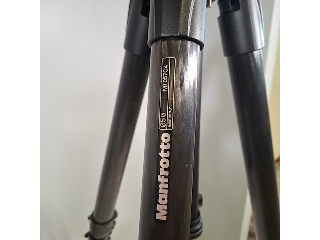2x camerastatief, manfrotto, mt057c4 - afbeelding 10 van  10