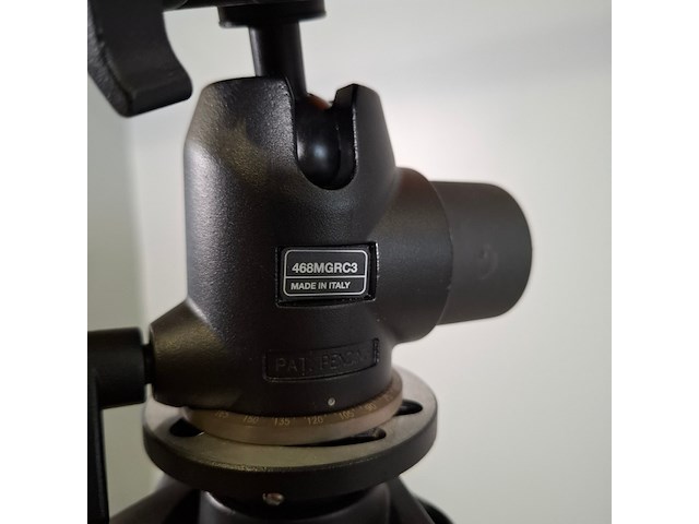 2x camerastatief, manfrotto, mt057c4 - afbeelding 3 van  15