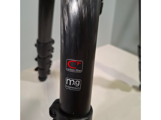 2x camerastatief, manfrotto, mt057c4 - afbeelding 6 van  15