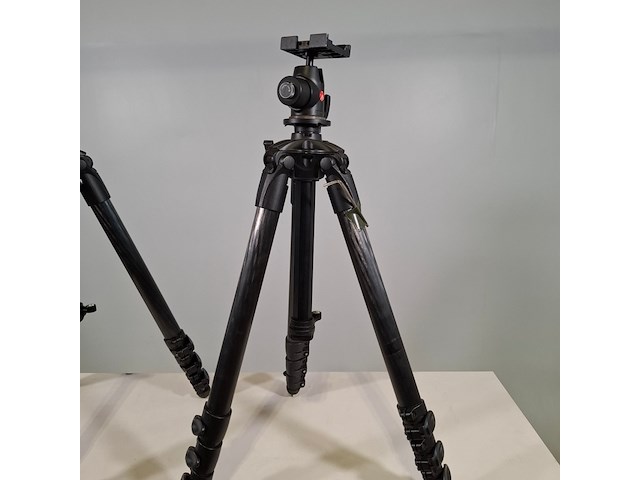 2x camerastatief, manfrotto, mt057c4 - afbeelding 3 van  17