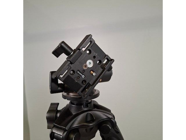 2x camerastatief, manfrotto, mt057c4 - afbeelding 13 van  17