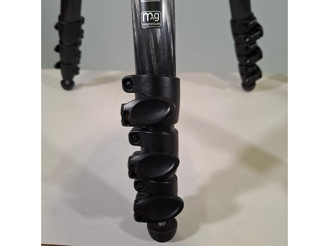 2x camerastatief, manfrotto, mt057c4 - afbeelding 17 van  17