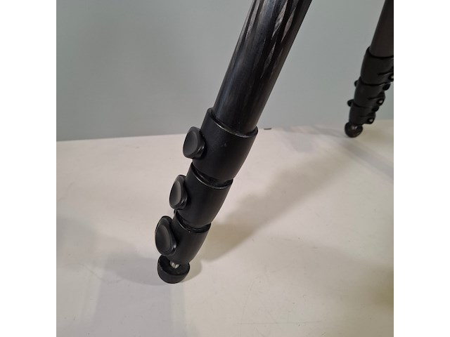 2x camerastatief, manfrotto, mt057c4 - afbeelding 14 van  15