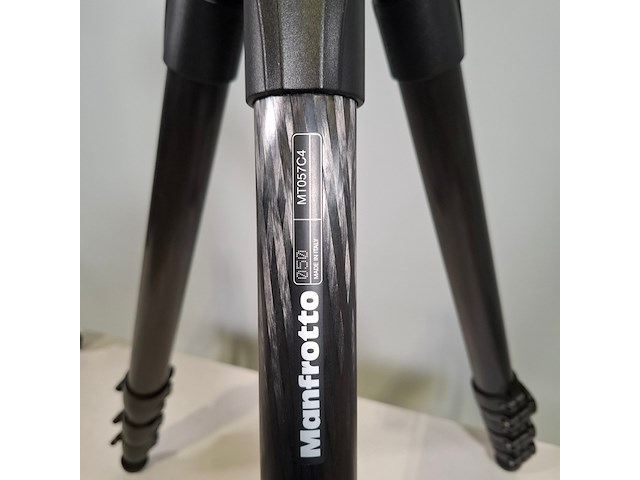 2x camerastatief, manfrotto, mt057c4 - afbeelding 8 van  18