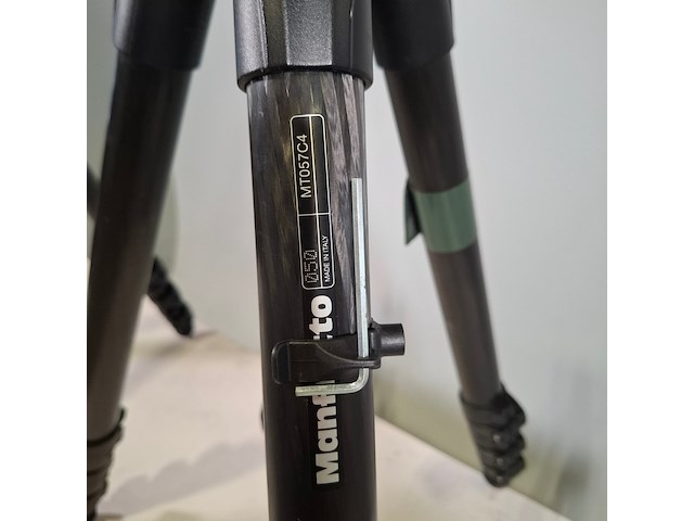 2x camerastatief, manfrotto, mt057c4 - afbeelding 6 van  16