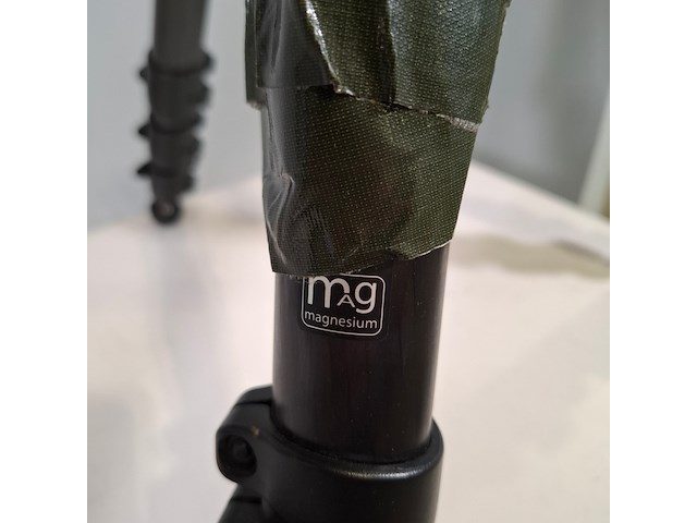 2x camerastatief, manfrotto, mt057c4 - afbeelding 7 van  16