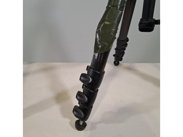 2x camerastatief, manfrotto, mt057c4 - afbeelding 8 van  16