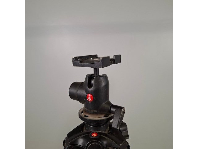 2x camerastatief, manfrotto, mt057c4 - afbeelding 11 van  16