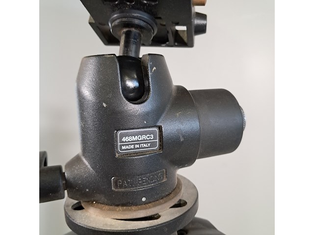 2x camerastatief, manfrotto, mt057c4 - afbeelding 6 van  10