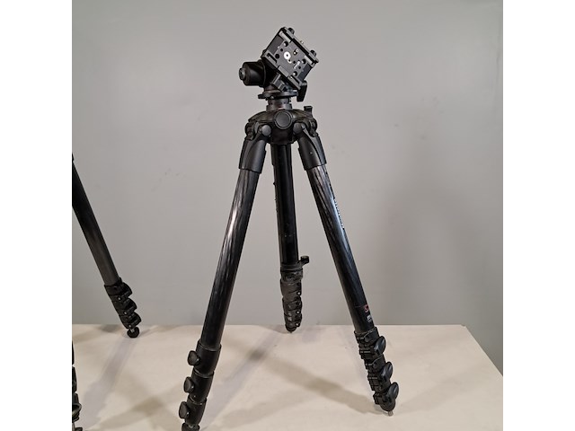 2x camerastatief, manfrotto, mt057c4 - afbeelding 7 van  10