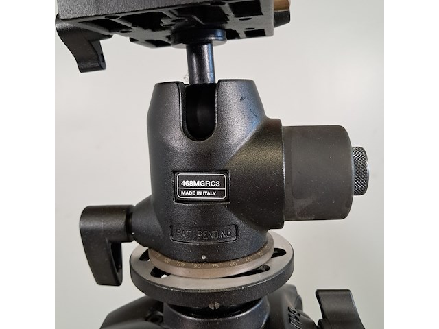 2x camerastatief, manfrotto, o.a. mt057c4 - afbeelding 5 van  9