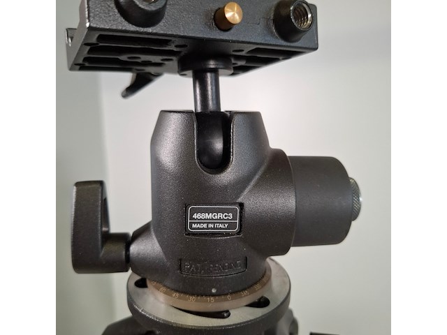 2x camerastatief, manfrotto - afbeelding 9 van  13