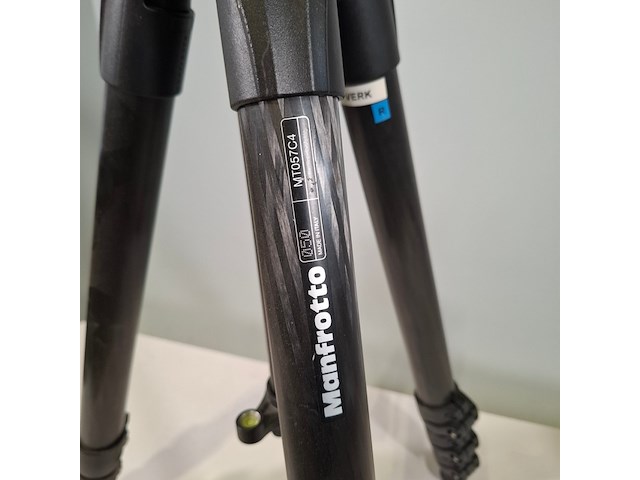 2x camerastatief, manfrotto - afbeelding 10 van  13