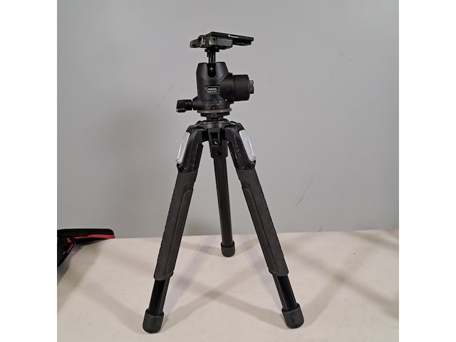 2x camerastatief, o.a. leica, o.a. tri105 - afbeelding 2 van  9