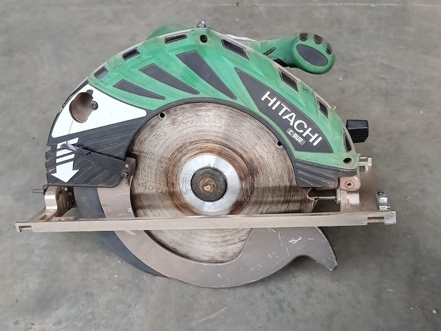 2x cirkelzaag, hitachi en makita - afbeelding 6 van  8