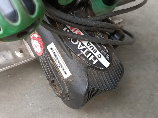 2x cirkelzaag, hitachi en makita - afbeelding 7 van  8