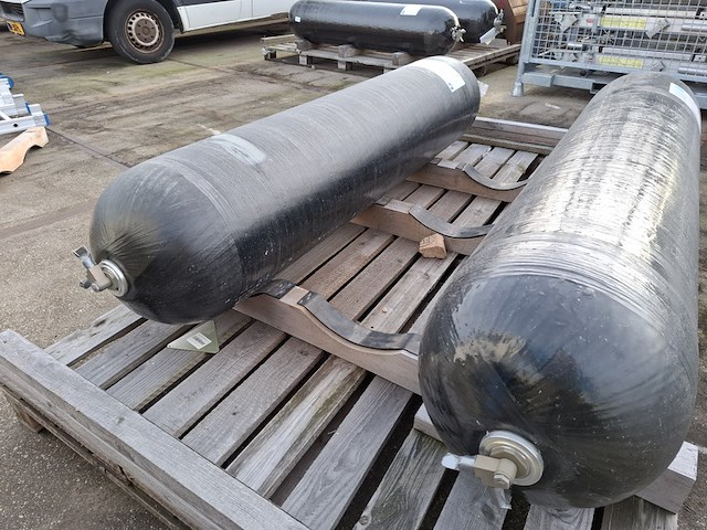 2x composiet gecomprimeerde waterstofcilinder worthington industries - afbeelding 5 van  10
