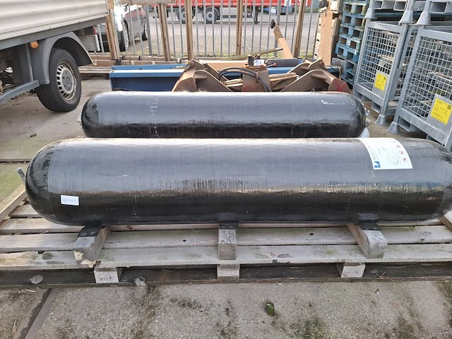 2x composiet gecomprimeerde waterstofcilinder worthington industries - afbeelding 1 van  9