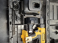 2x compressor en 2x accuboormachine, herkules en dewalt, 200/10/24 air compressor, dc740, rood - afbeelding 10 van  19