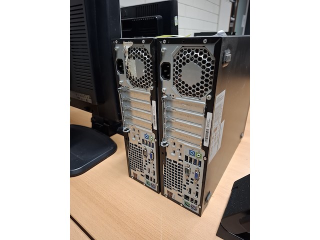 2x computer met beeldscherm en toetsenbord, hp, hp elitedesk 800 g1 sff i5, 2016 - afbeelding 3 van  6