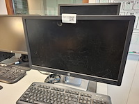 2x computer met beeldscherm en toetsenbord hp, hp pro 6300 sff i5 en hp elitedesk 800 g1 sff i5, bouwjaar 2013 en 2016 - afbeelding 4 van  8