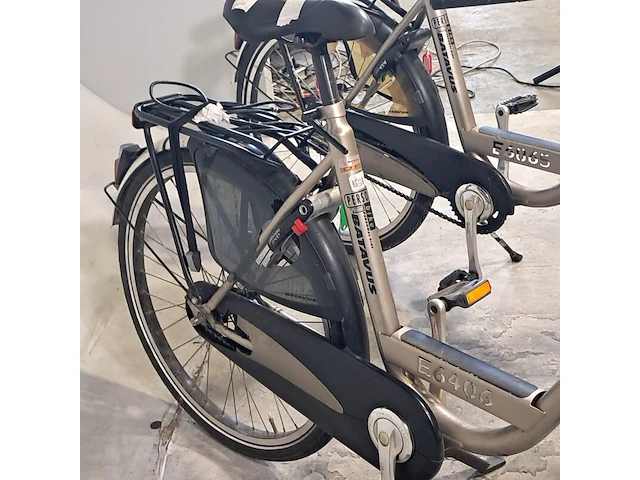 2x damesfiets, batavus, personal bike - afbeelding 8 van  17
