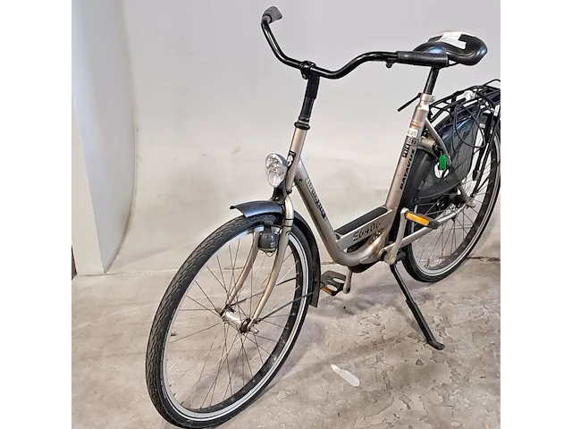 2x damesfiets, batavus, personal bike - afbeelding 17 van  17