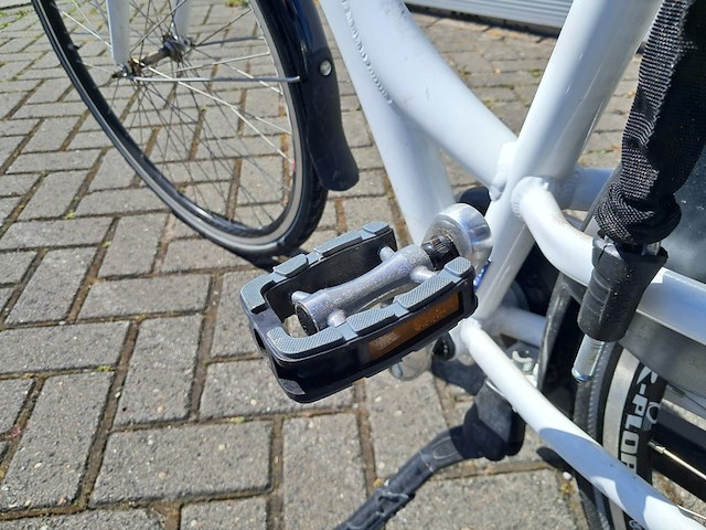 2x damesfiets, wit - afbeelding 19 van  27