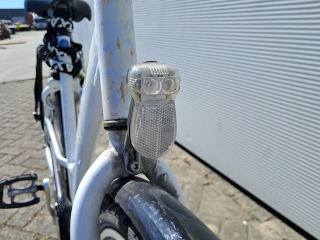 2x damesfiets, wit - afbeelding 25 van  27