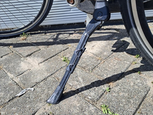 2x damesfiets, wit - afbeelding 4 van  22