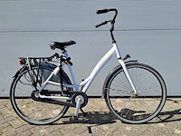 2x damesfiets, wit - afbeelding 6 van  22