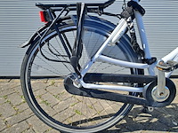 2x damesfiets, wit - afbeelding 18 van  22