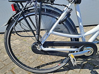 2x damesfiets, wit - afbeelding 8 van  22