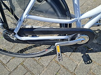 2x damesfiets, wit - afbeelding 9 van  22