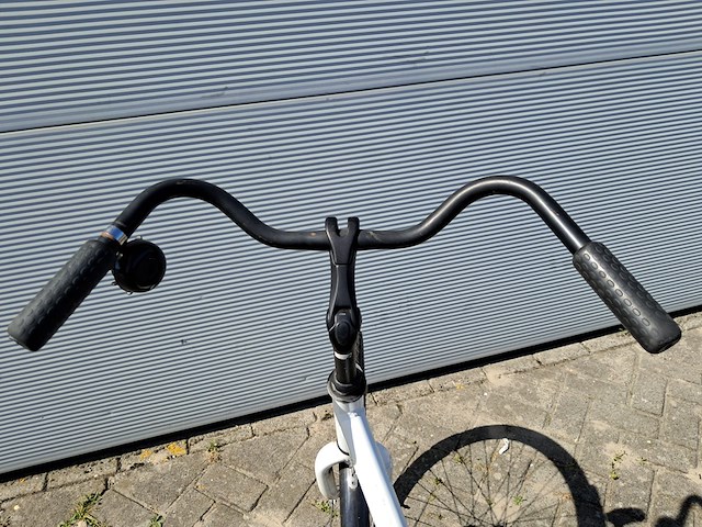 2x damesfiets, wit - afbeelding 13 van  22