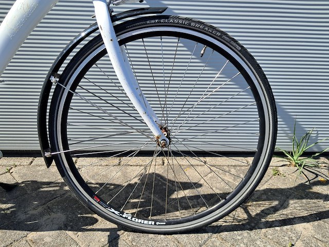 2x damesfiets, wit - afbeelding 17 van  22