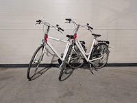 2x damesfiets - afbeelding 1 van  13