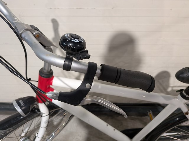 2x damesfiets - afbeelding 9 van  13