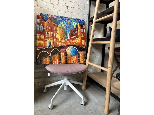 2x decoratie w.o. schilderij, 1x stoel - afbeelding 1 van  4
