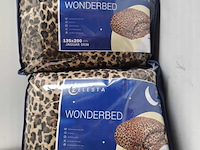 2x dekbedden met tijgerprint zelesta - afbeelding 1 van  3