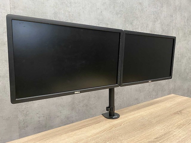 2x dell p2312ht - 23" monitor met monitorarm - vga, dvi - afbeelding 1 van  16