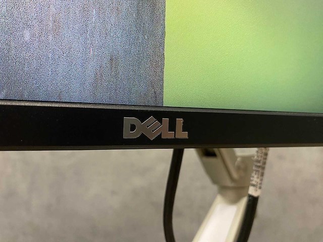 2x dell p2417 - 24" monitor met ergonomische dataflex arm - afbeelding 8 van  13