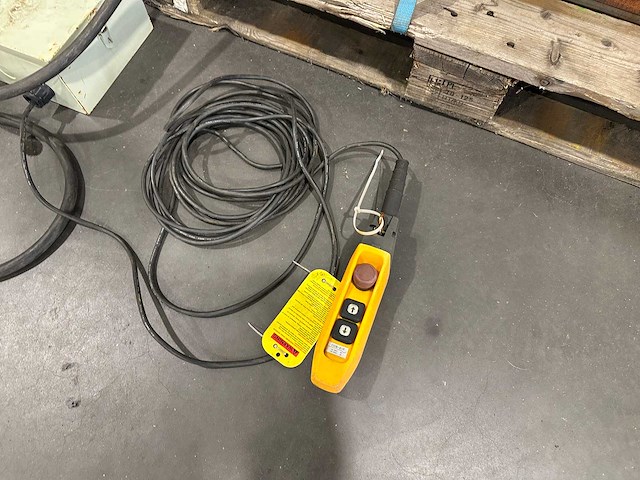 2x delta dpt.30750 elektrische industriële kabel/treklier 2000 kg - afbeelding 2 van  13