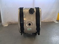 2x dieseltank, volvo - afbeelding 2 van  9
