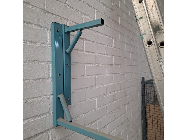 2x dispenser met 4x muurbeugel - afbeelding 8 van  9