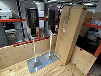 2x dispenser, op voet - afbeelding 2 van  3
