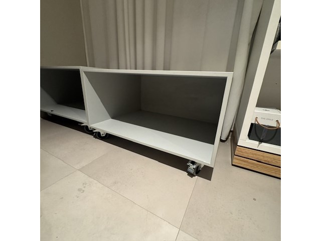 2x display blok, grijs, verrijdbaar - afbeelding 2 van  4