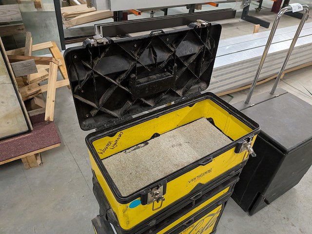 2x diverse gereedschapstrolley - afbeelding 6 van  11