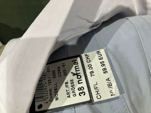 2x dozen kleding, dstrezzed - afbeelding 11 van  11