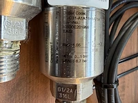 2x druksensoren, endress+hauser, ceraphant t, zilver/oranje, met aansluitkabel - afbeelding 2 van  3